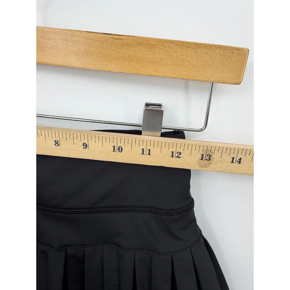 Goldhinge pleated tennis